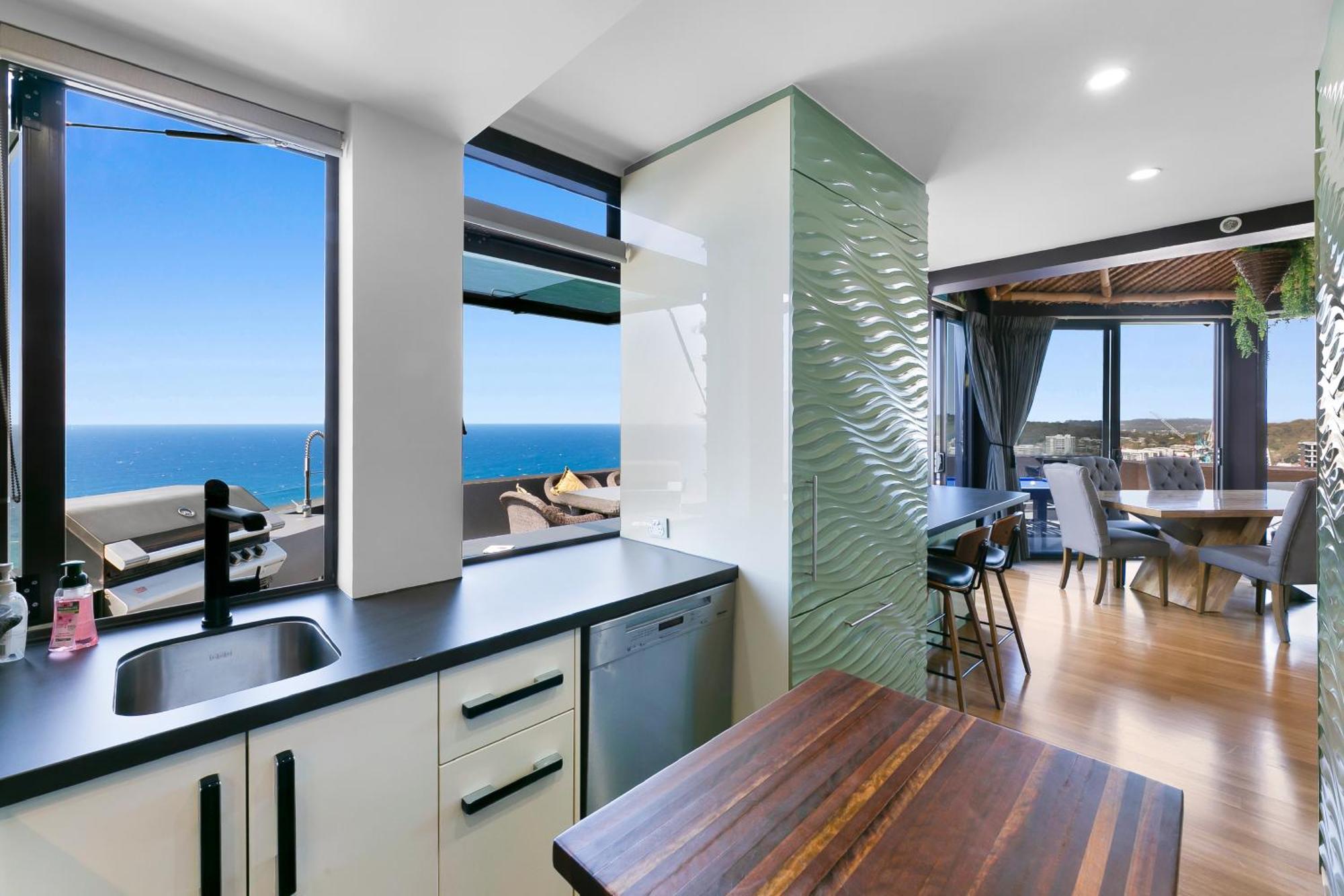 Burleigh Esplanade Beachfront Apartamentos Gold Coast Exterior foto