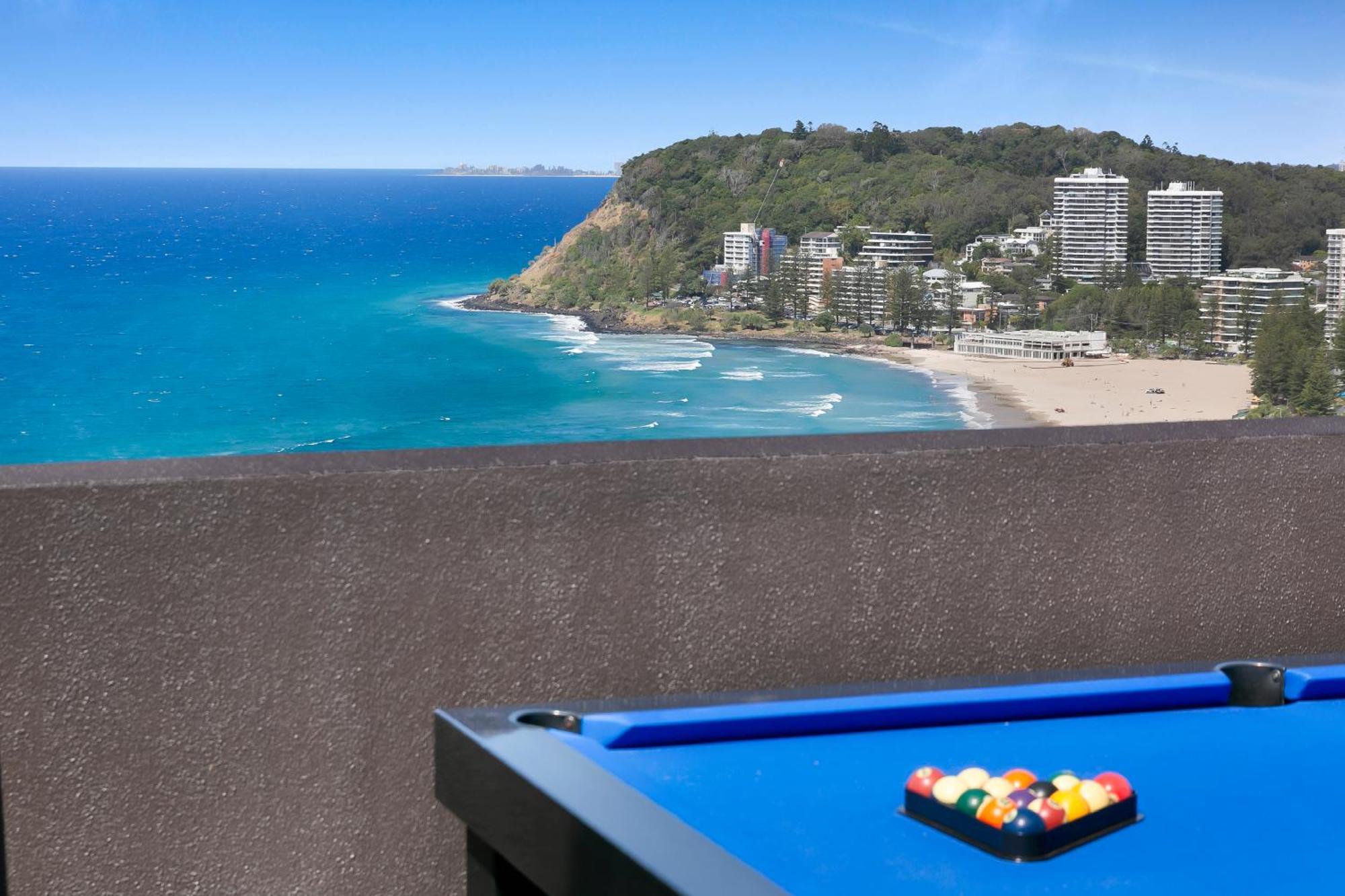 Burleigh Esplanade Beachfront Apartamentos Gold Coast Exterior foto