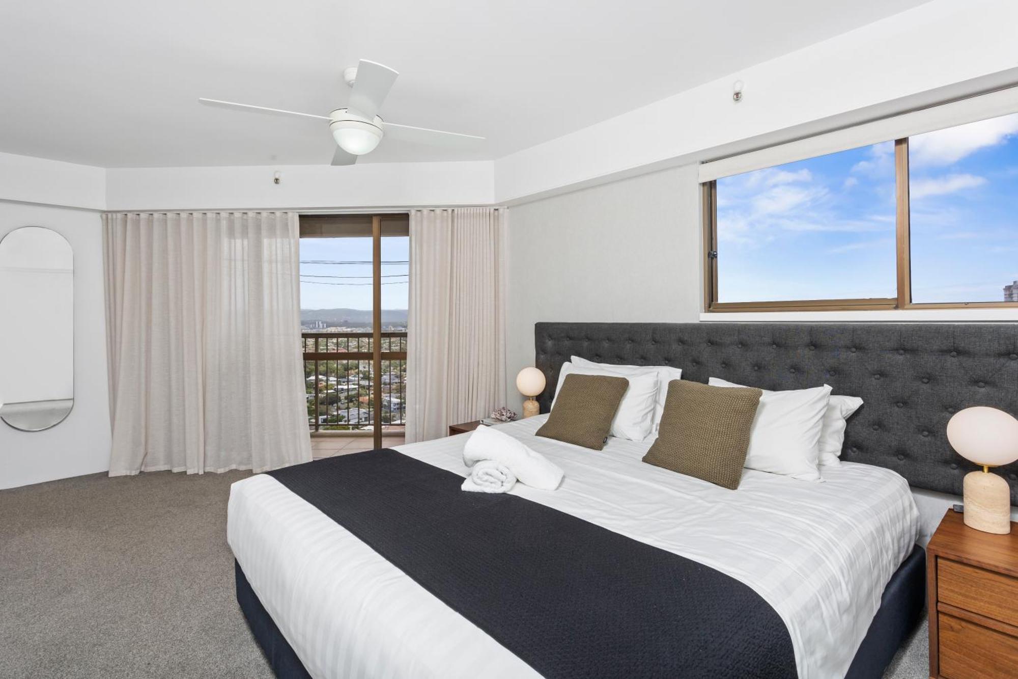 Burleigh Esplanade Beachfront Apartamentos Gold Coast Exterior foto