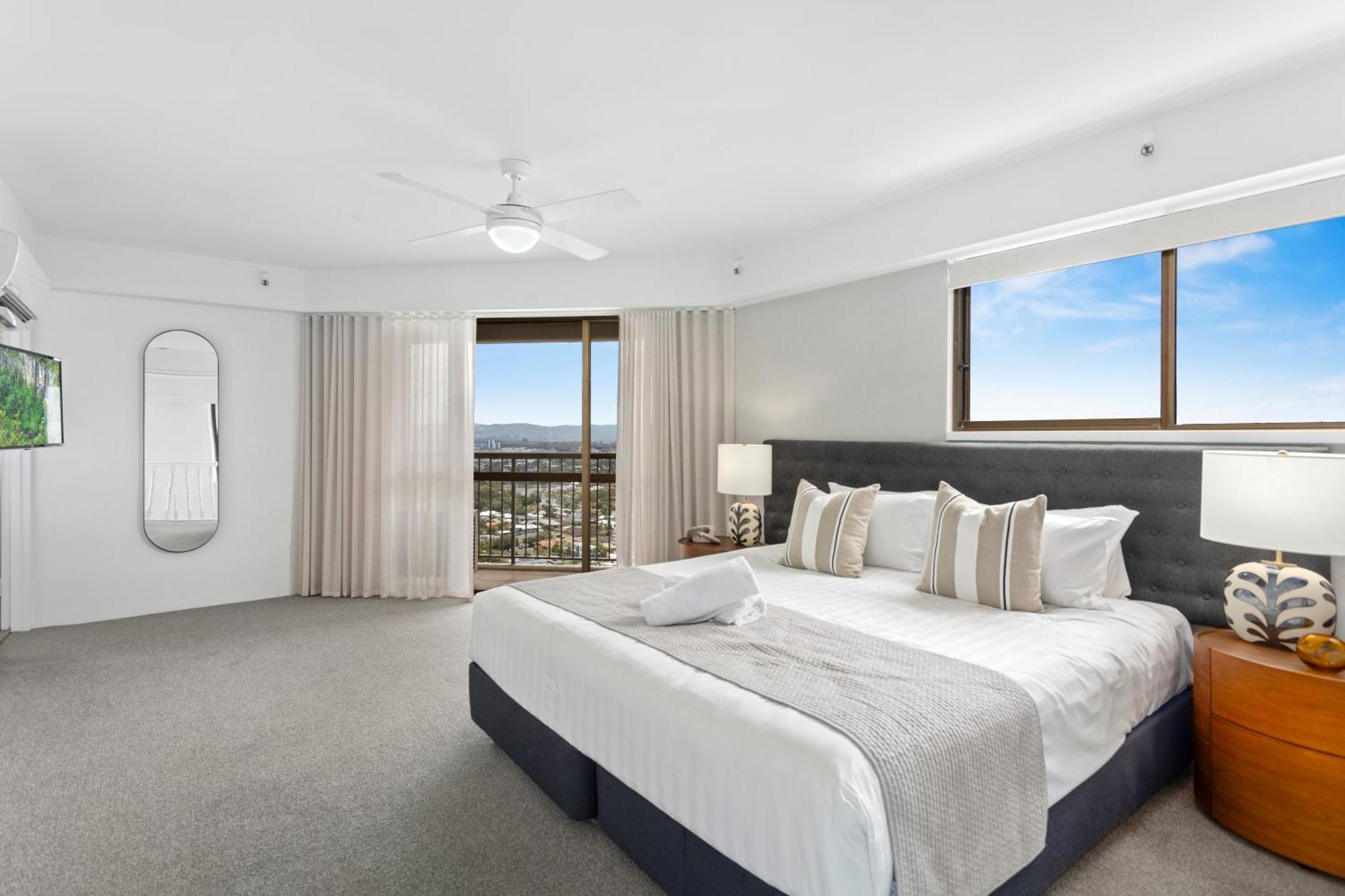 Burleigh Esplanade Beachfront Apartamentos Gold Coast Exterior foto